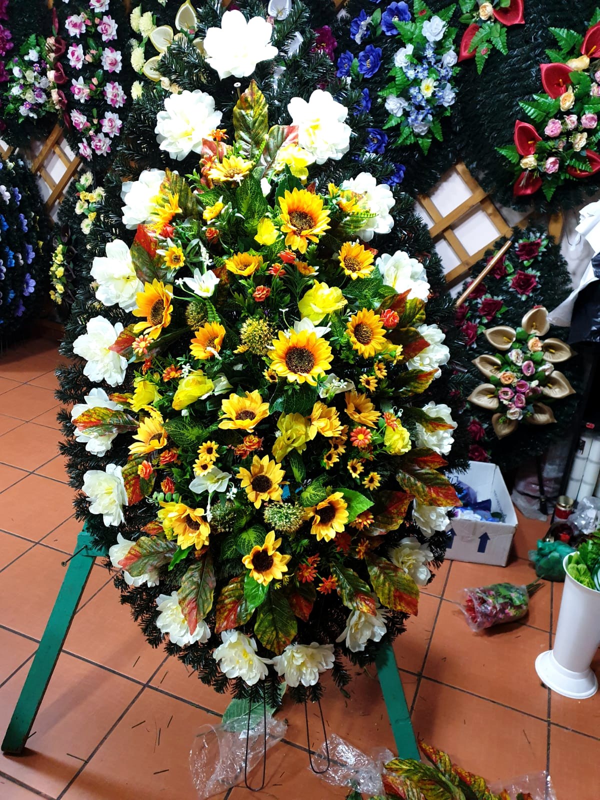 Aranjamente funerare Deva - model galben