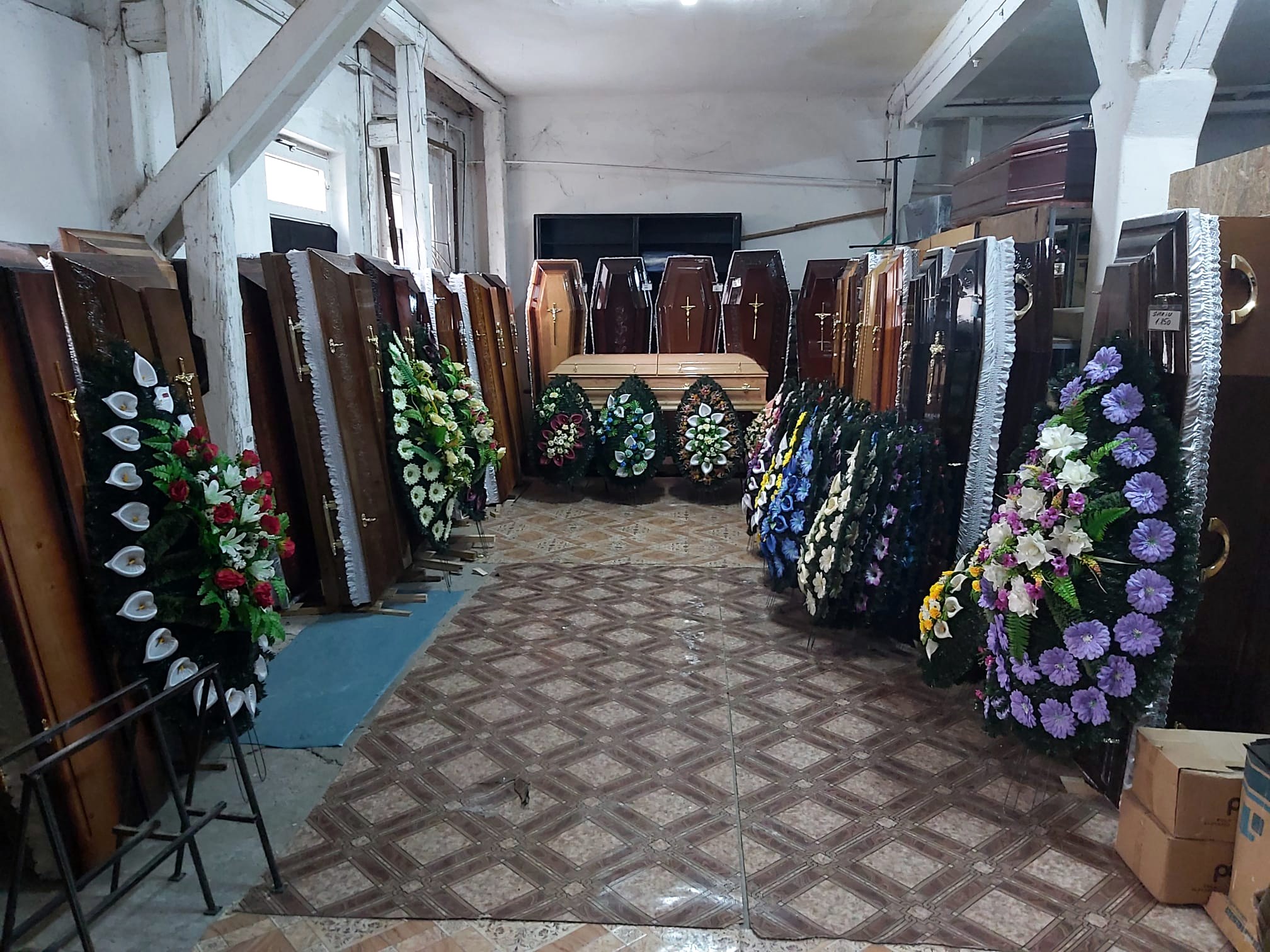 Coroane funerare Deva - gama larga