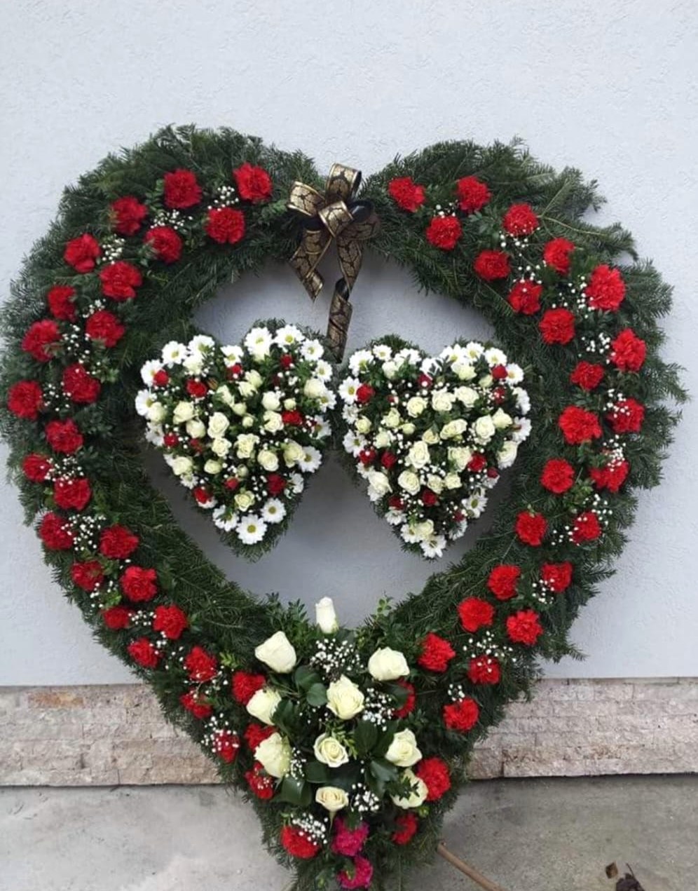 Coroana funerara premium in forma de inima - Deva Coroane funerare premium Deva - model inima